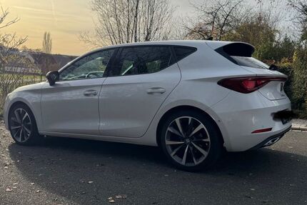 Seat Leon 42.000 km 22.300 &euro; Veitsbronn 90587