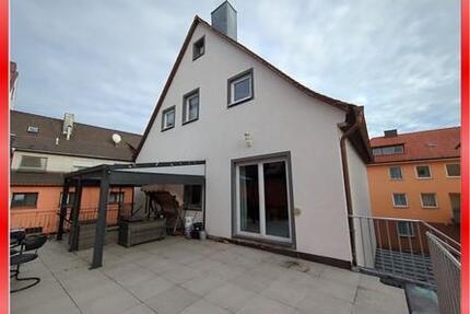 Haus Dietenhofen - 4 Zimmer, 160 m&sup2;, 300.000&euro; | Angebot:26042476