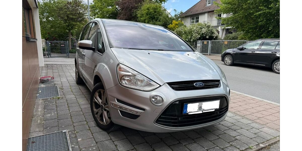 Ford S-Max 221.000 km 5.890 &euro; Feucht 90537