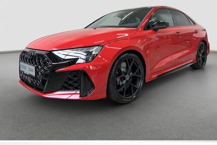 Audi RS3 4.900 km 71.980 &euro; Fürth 90763