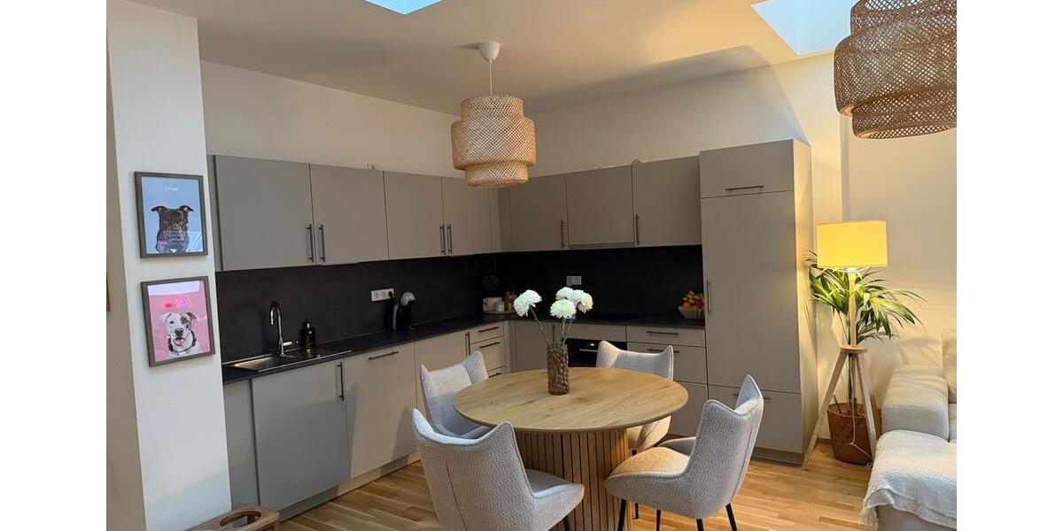 Dachgeschoßwohnung Nürnberg Gibitzenhof - 2 Zimmer, 61 m&sup2;, 1.320&euro; | Angebot:25964185