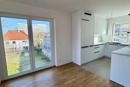 Wohnung Erlangen Am Anger - 3 Zimmer, 91 m&sup2;, 1.670&euro; | Angebot:24981802