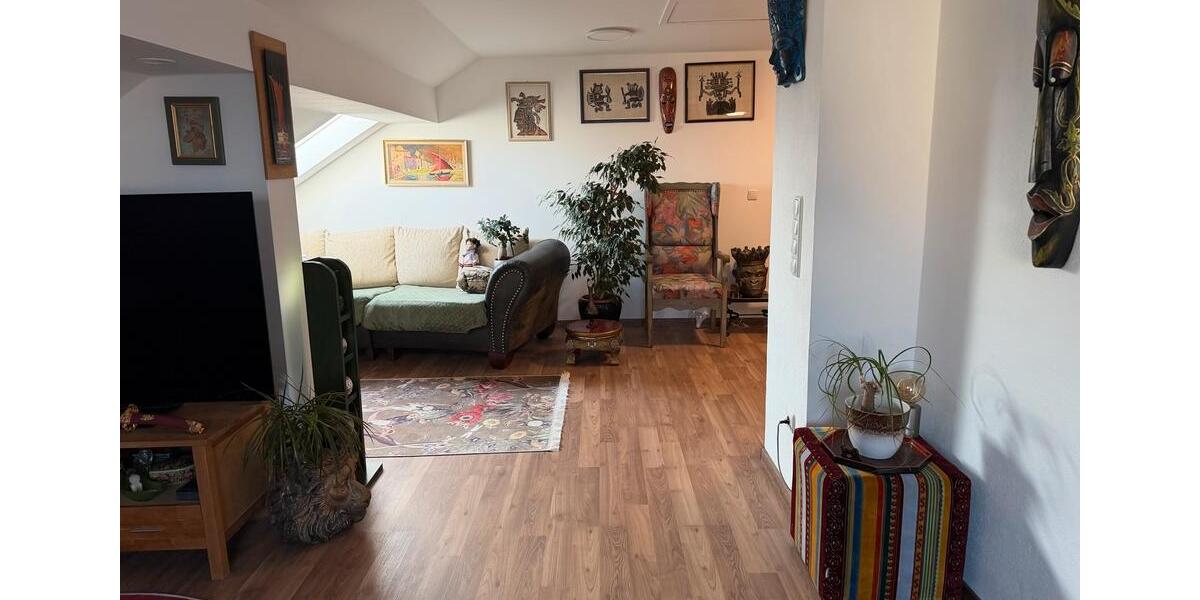 Dachgeschoßwohnung Höchstadt an der Aisch - 2 Zimmer, 68 m&sup2;, 850&euro; | Angebot:25456500