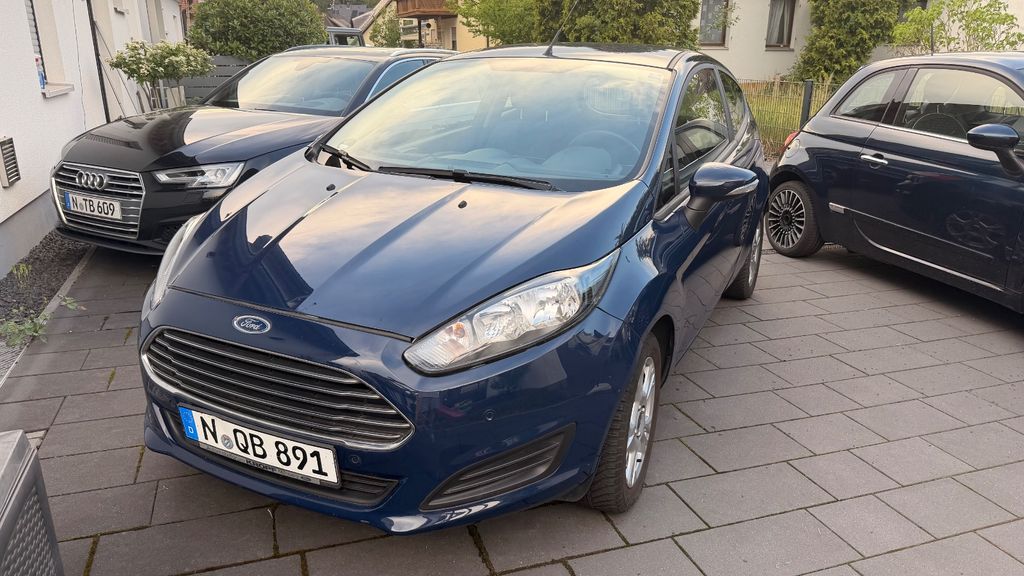 Ford Fiesta 26.000 km 5.900 &euro; Rückersdorf 90607