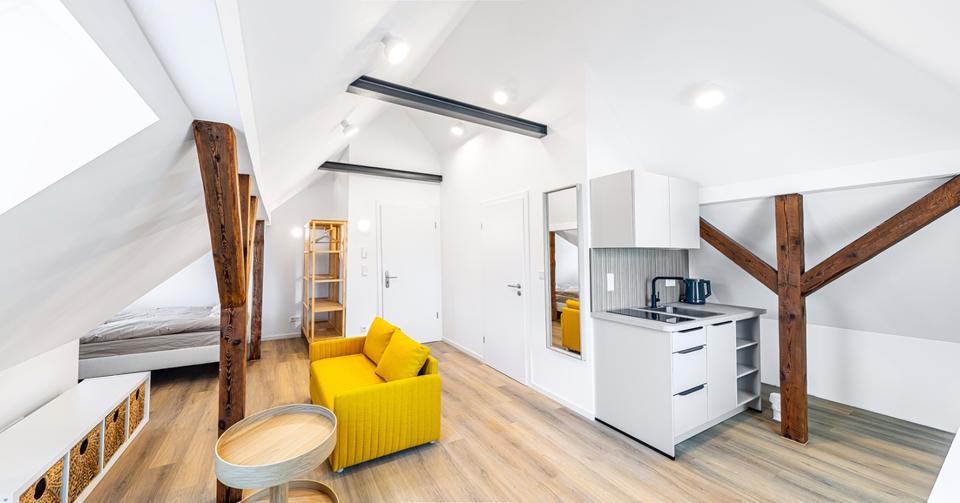 Dachgeschoßwohnung Nürnberg Erlenstegen - 1 Zimmer, 33 m&sup2;, 740&euro; | Angebot:25973432