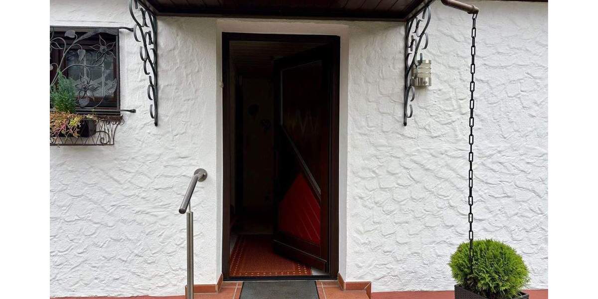 Doppelhaushälfte Erlangen Bruck - 4 Zimmer, 96 m&sup2;, 380.000&euro; | Angebot:25862876