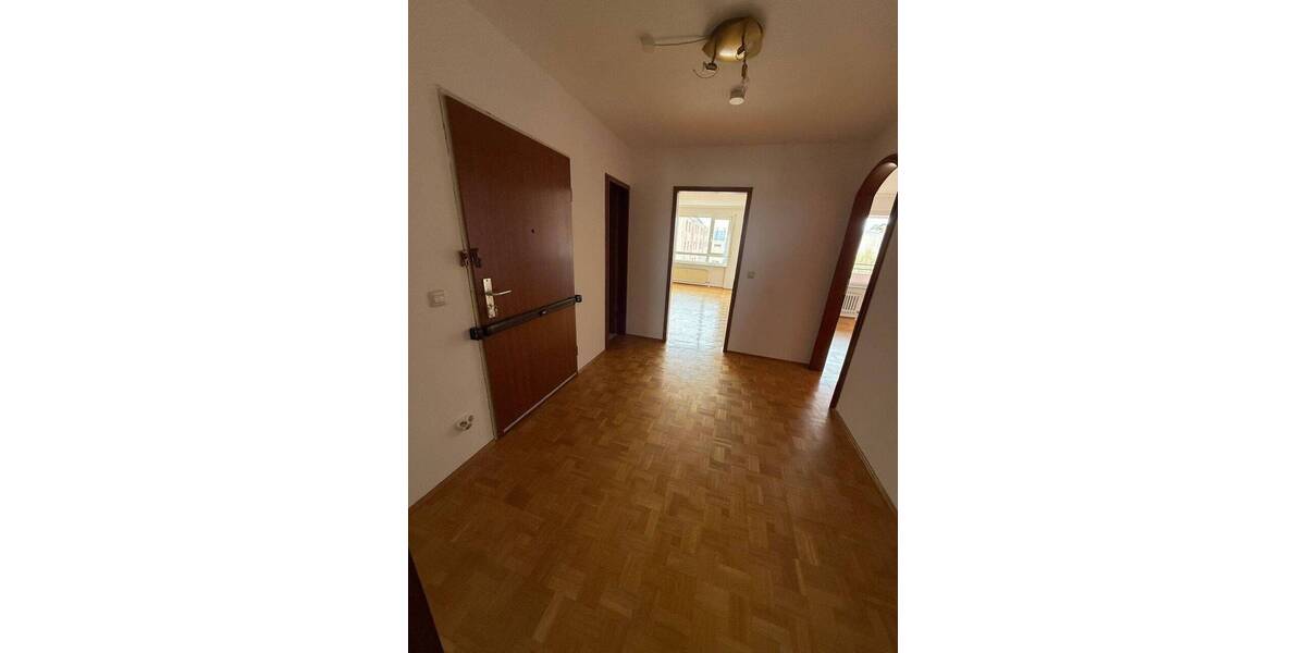Etagenwohnung Nürnberg Großreuth b Schweinau - 3 Zimmer, 83 m&sup2;, 1.100&euro; | Angebot:25971192