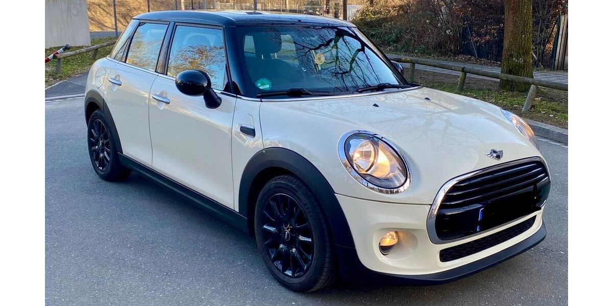 Mini Cooper 99.611 km 10.500 &euro; Nürnberg 90491