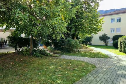 Wohnung Fürth Altstadt - 2 Zimmer, 65 m&sup2;, 1.049&euro; | Angebot:26646654