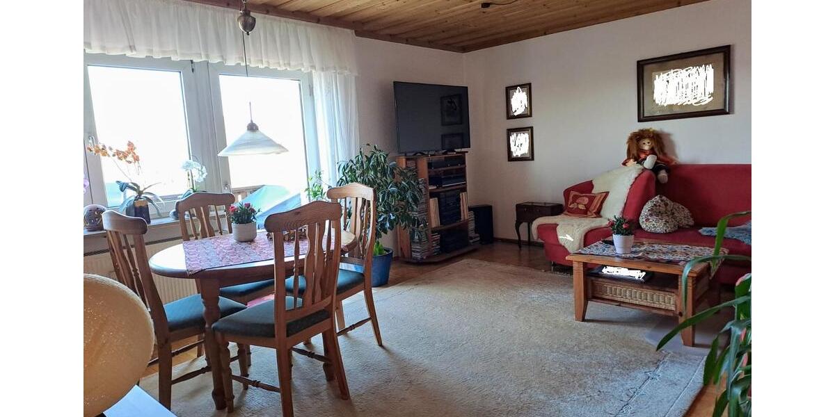 Etagenwohnung Roth - 3 Zimmer, 86 m&sup2;, 800&euro; | Angebot:25925060