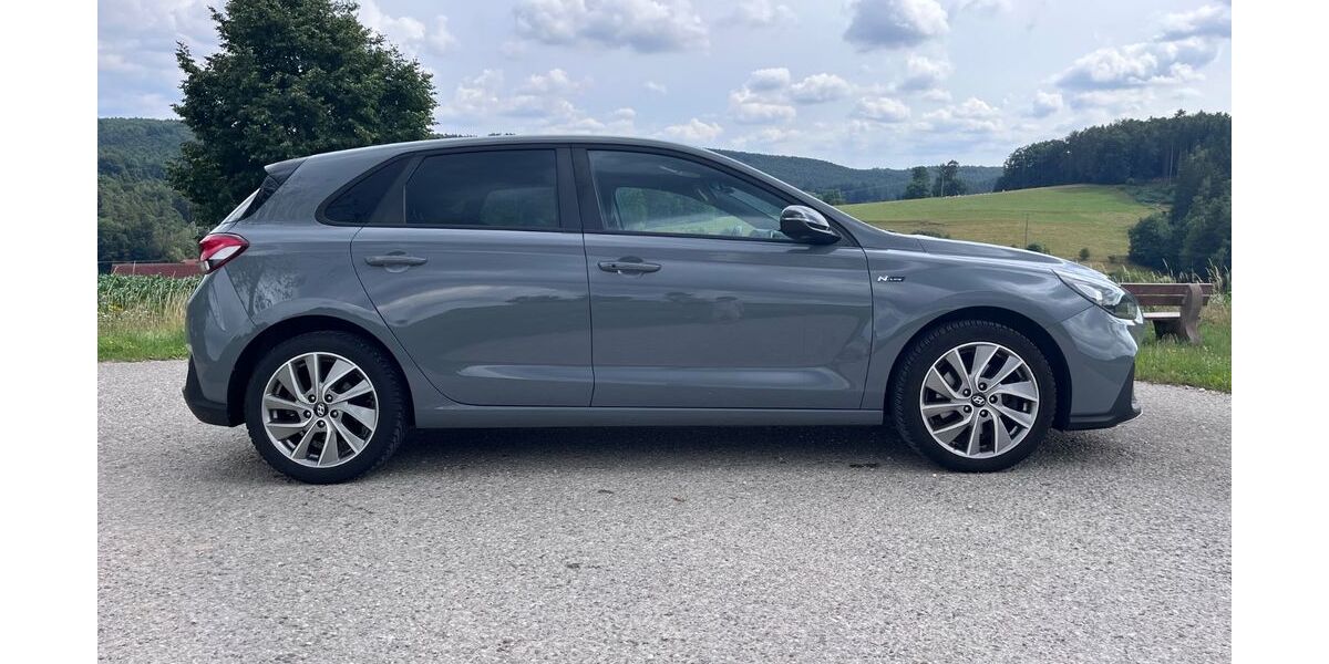 Hyundai i30 105.000 km 12.650 &euro; Roth 91154
