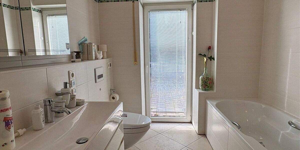 Einfamilienhaus Ammerndorf - 6 Zimmer, 321 m&sup2;, 649.000&euro; | Angebot:25957807