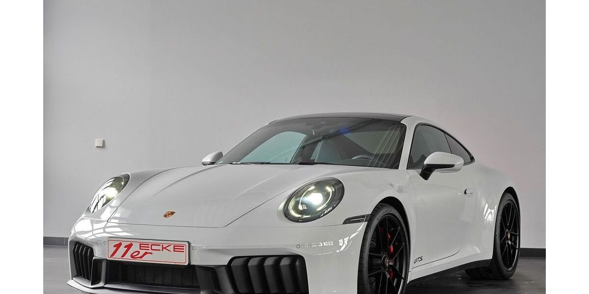 Porsche 992 4.900 km 175.777 &euro; Wendelstein 90530