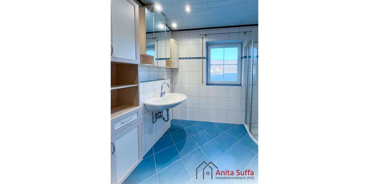 Dachgeschoßwohnung Neustadt an der Aisch - 3.5 Zimmer, 125 m&sup2;, 1.175&euro; | Angebot:25869150