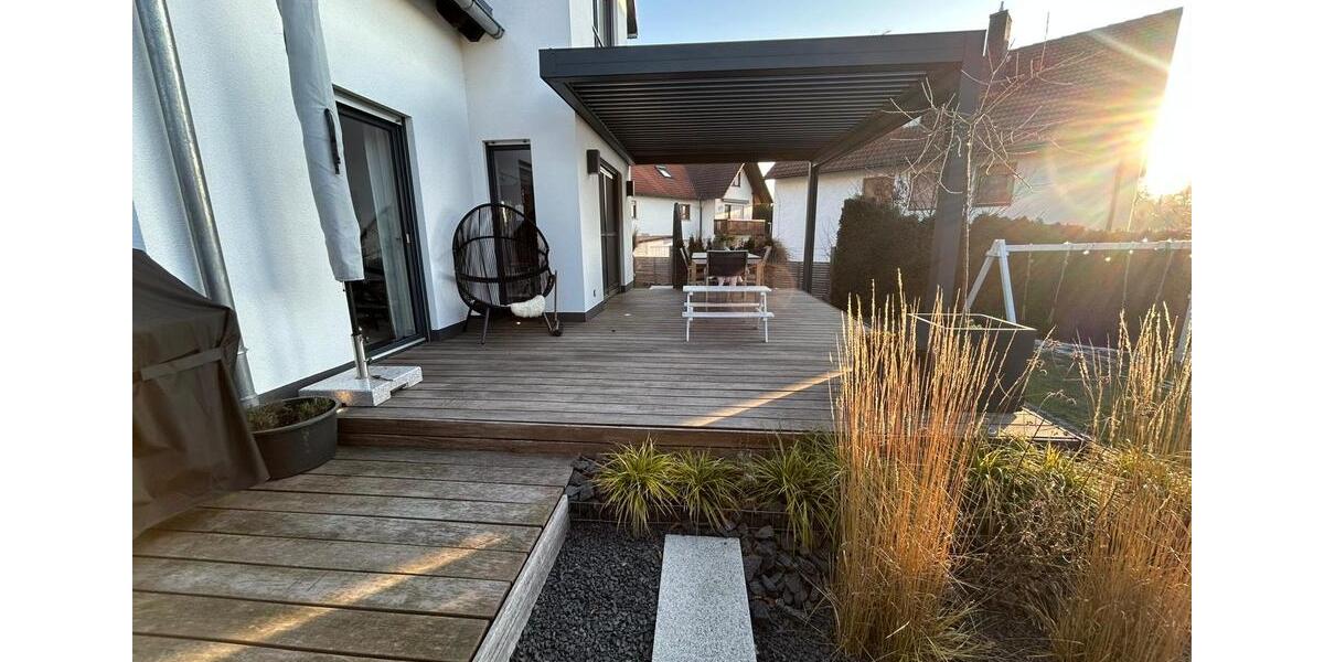 Einfamilienhaus Lauf an der Pegnitz - 7 Zimmer, 188 m&sup2;, 1.025.000&euro; | Angebot:24598413