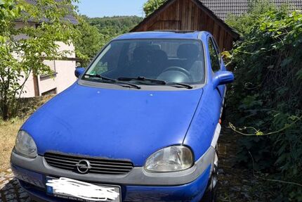 Opel Corsa 88.000 km 1.000 &euro; Nürnberg 90402