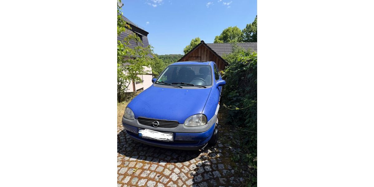Opel Corsa 88.000 km 1.000 &euro; Nürnberg 90402