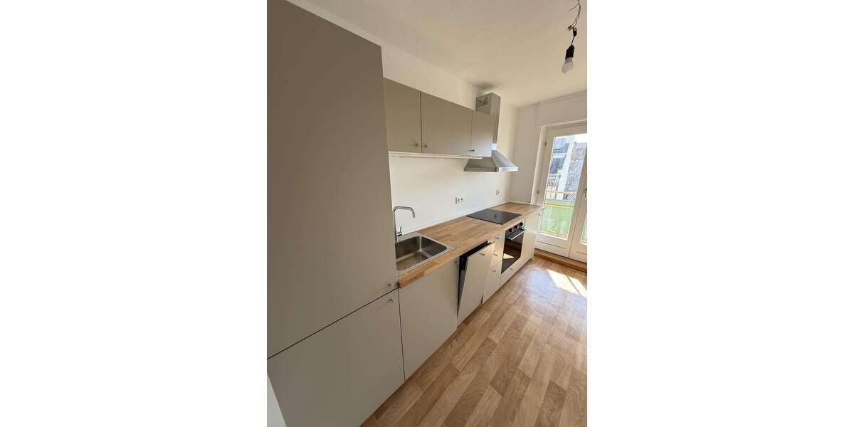 Etagenwohnung Nürnberg Sankt Johannis - 4 Zimmer, 120 m&sup2;, 1.670&euro; | Angebot:25880665