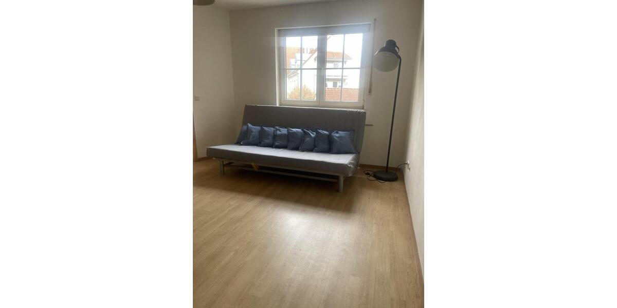 Etagenwohnung Lauf an der Pegnitz - 1.5 Zimmer, 42 m&sup2;, 590&euro; | Angebot:25841289