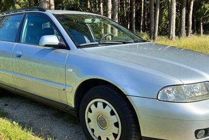 Audi A4 332.000 km 1.999 &euro; Windsbach 91575