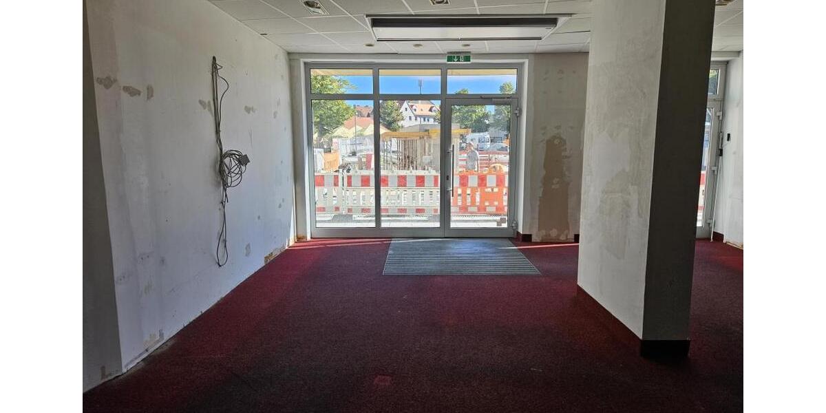 Gewerbeobjekt Forchheim - 2.450&euro; | Angebot:15047450