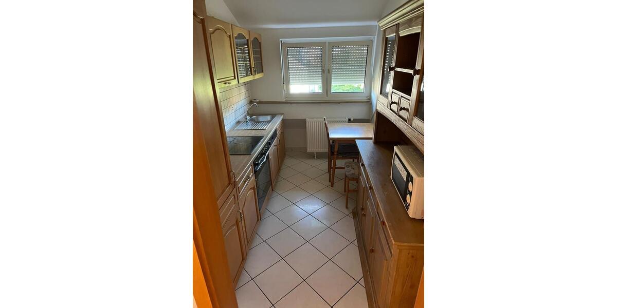 Dachgeschoßwohnung Nürnberg Eberhardshof - 3 Zimmer, 83 m&sup2;, 1.075&euro; | Angebot:25945306