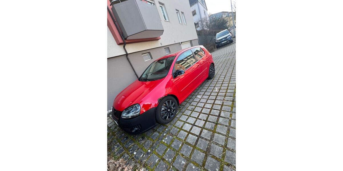 VW Golf 239.000 km 1.299 &euro; Altdorf 90518