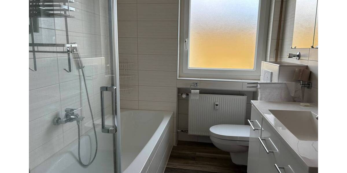 Etagenwohnung Uttenreuth - 4 Zimmer, 96 m&sup2;, 325.000&euro; | Angebot:25671215