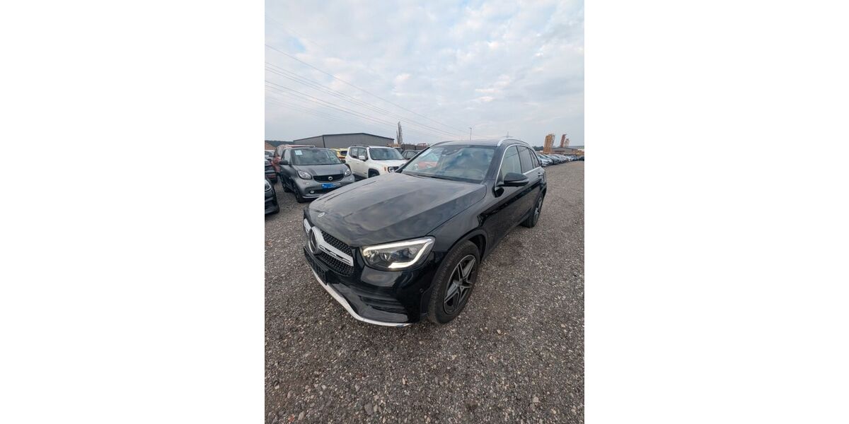 Mercedes-Benz GLC 300 70.000 km 38.590 &euro; Buchschwabach bei Nürnberg 90574