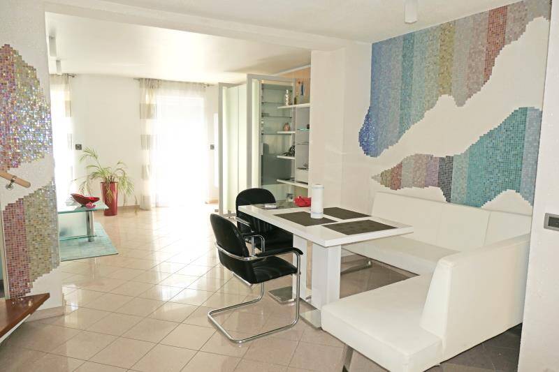 Reihenmittelhaus Nürnberg Neuröthenbach - 4 Zimmer, 140 m&sup2;, 590.000&euro; | Angebot:25734911