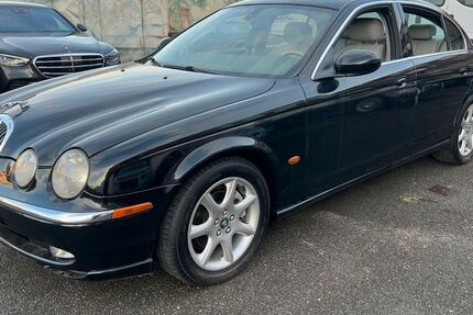 Jaguar S-Type 203.141 km 2.800 &euro; Nürnberg 90431