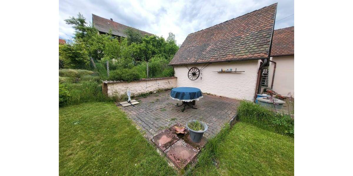 Mehrfamilienhaus, Wohnhaus Simmelsdorf Hüttenbach - 8 Zimmer, 107 m&sup2;, 208.000&euro; | Angebot:25699410