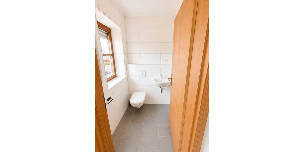 Doppelhaushälfte Forchheim - 5 Zimmer, 120 m&sup2;, 1.900&euro; | Angebot:26560625