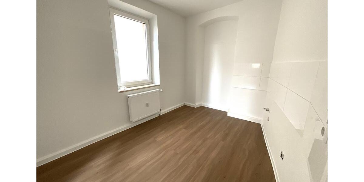 Etagenwohnung Nürnberg Hasenbuck - 4 Zimmer, 84 m&sup2;, 834&euro; | Angebot:26409615