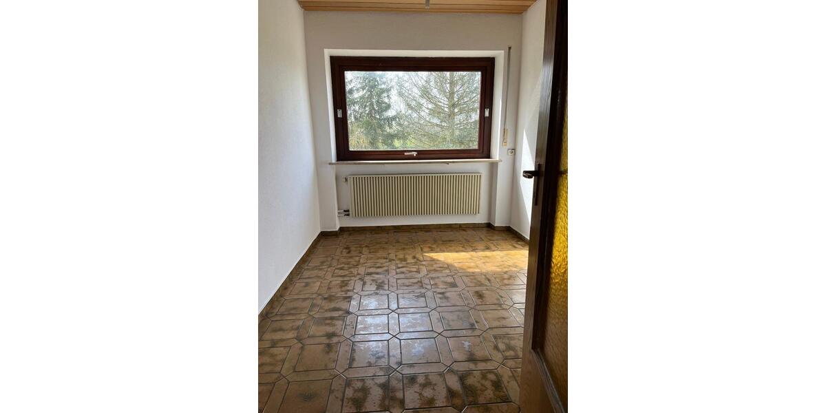 Etagenwohnung Forchheim - 4 Zimmer, 107 m&sup2;, 960&euro; | Angebot:25299680