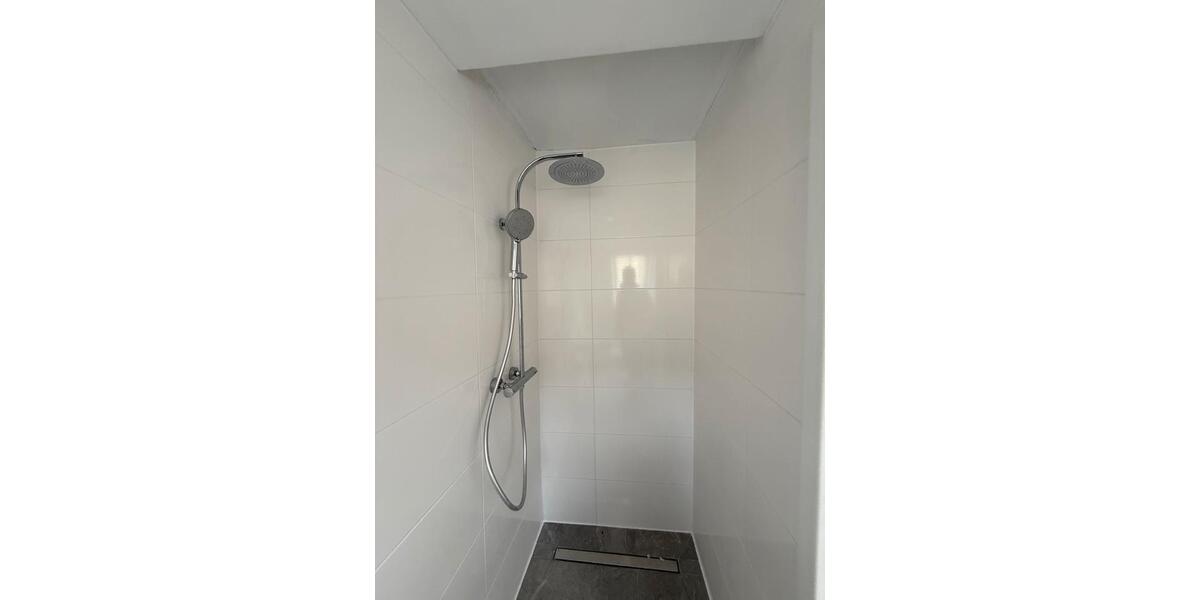 Dachgeschoßwohnung Nürnberg Eberhardshof - 3 Zimmer, 53 m&sup2;, 900&euro; | Angebot:25973544