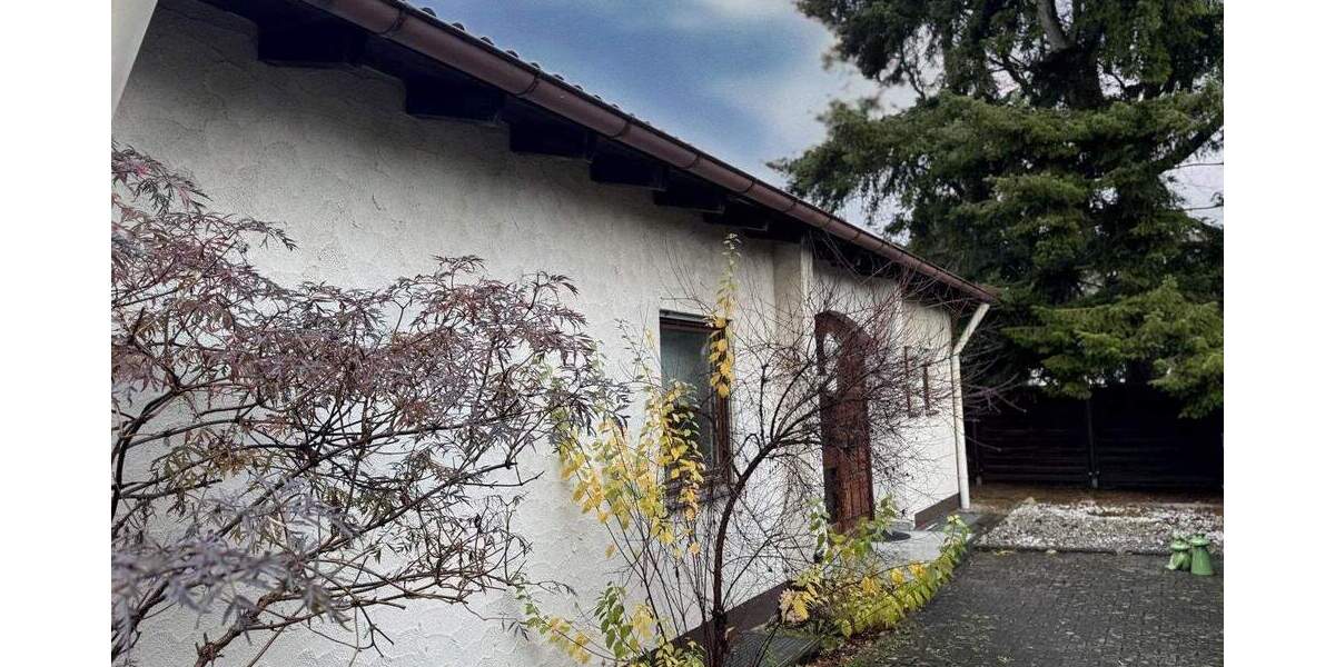 Bungalow Nürnberg Eibach - 3 Zimmer, 120 m&sup2;, 649.000&euro; | Angebot:25797926