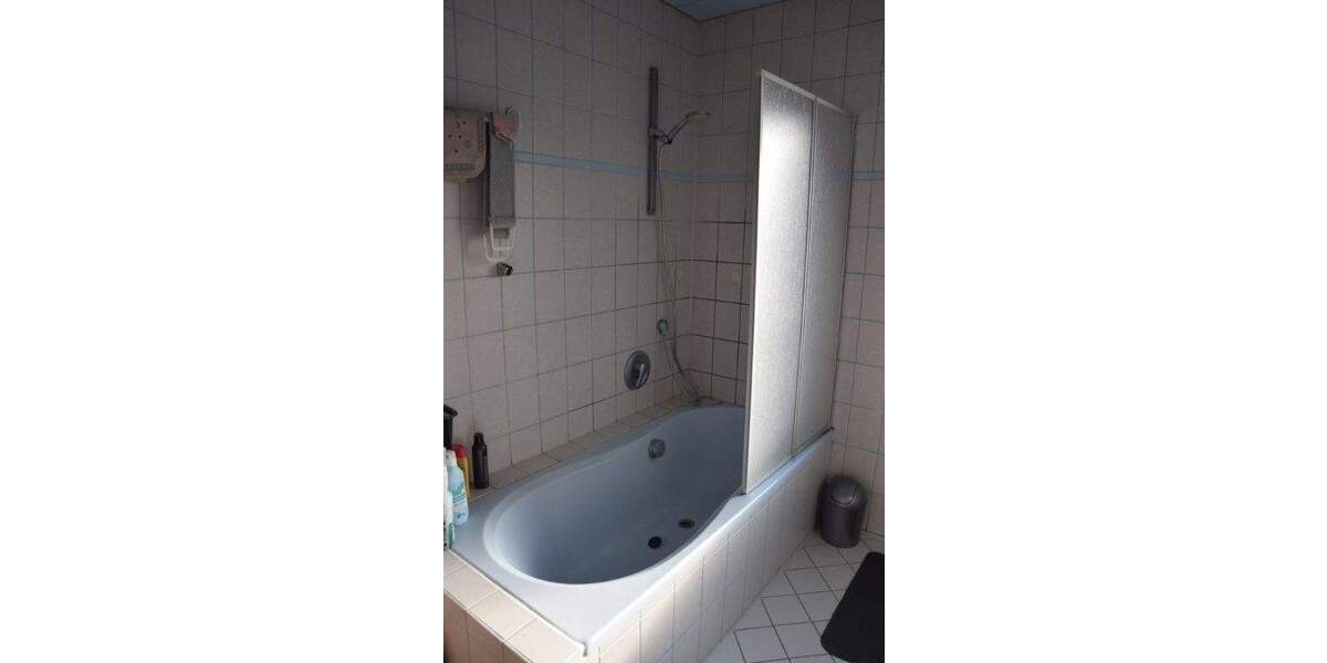 Etagenwohnung Oberasbach Altenberg - 3 Zimmer, 89 m&sup2;, 280.000&euro; | Angebot:25703474