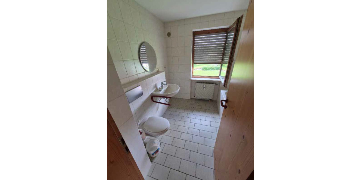 Dachgeschoßwohnung Neuendettelsau - 3 Zimmer, 78 m&sup2;, 231.500&euro; | Angebot:25904077