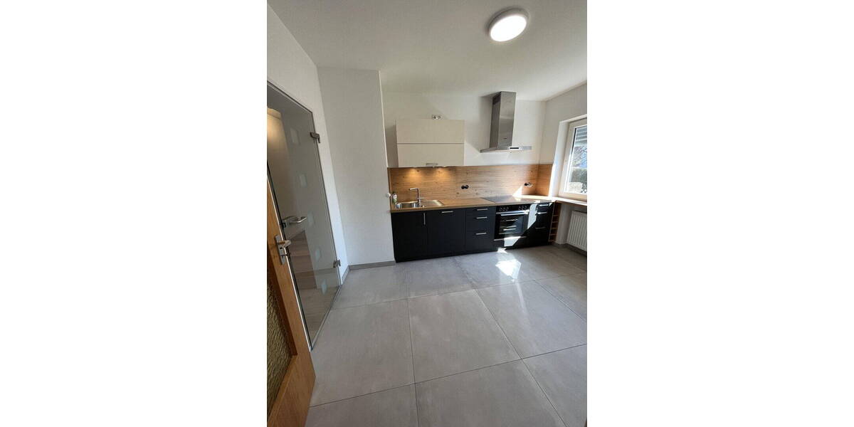 Etagenwohnung Möhrendorf - 3 Zimmer, 86 m&sup2;, 1.020&euro; | Angebot:26228852