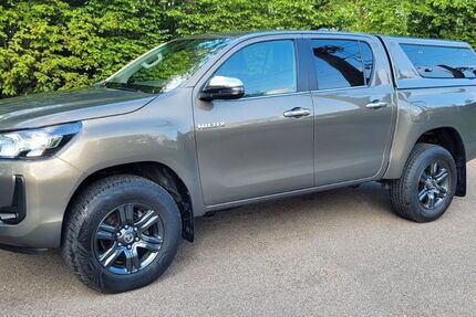 Toyota Hilux 61.700 km 36.500 &euro; Schwaig 90571