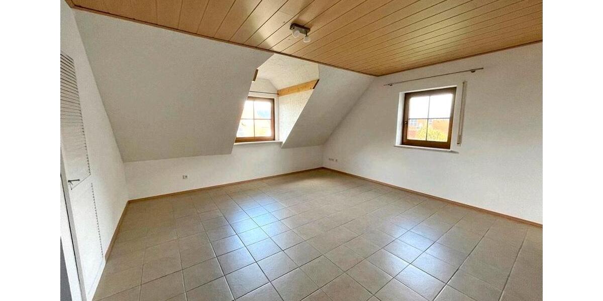 Etagenwohnung Rohr - 3 Zimmer, 115 m&sup2;, 1.300&euro; | Angebot:25823283