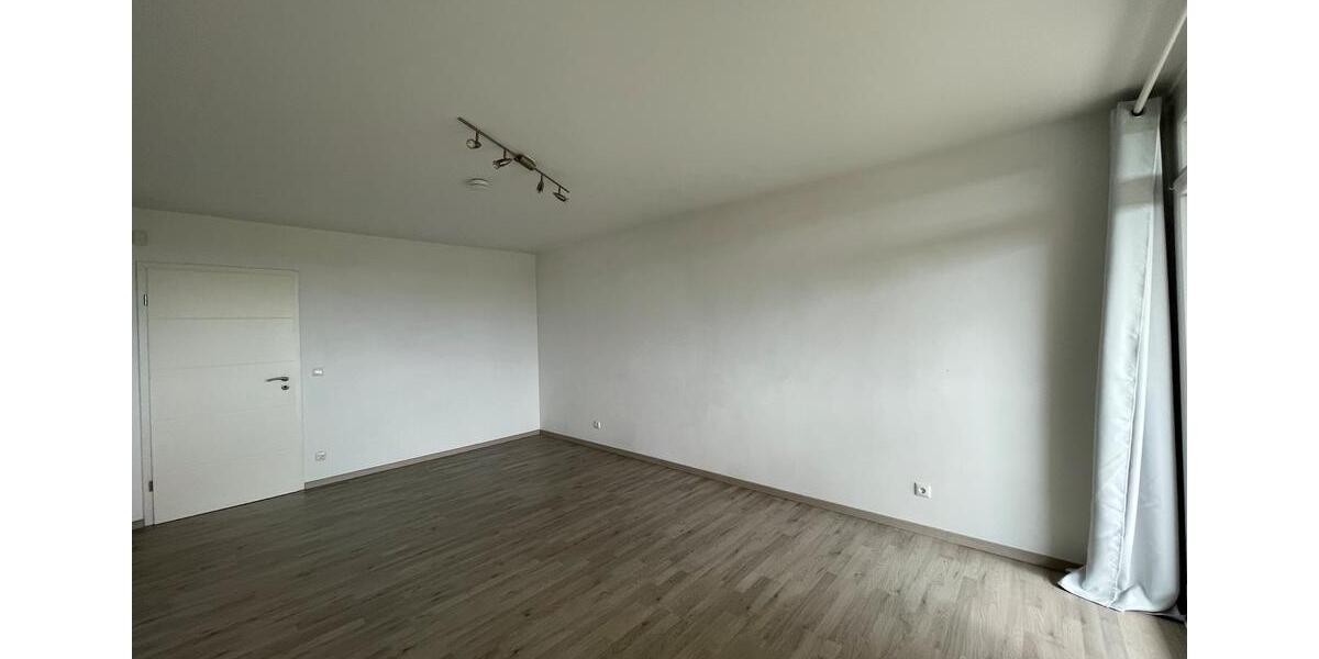 Etagenwohnung Erlangen Alterlangen - 1 Zimmer, 50 m&sup2;, 690&euro; | Angebot:26614937
