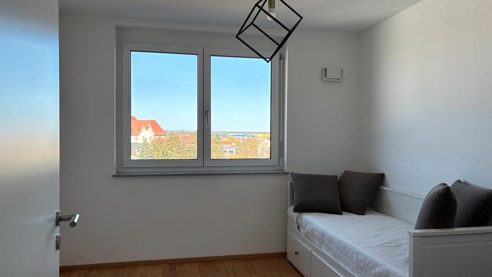 Etagenwohnung Fürth Bislohe - 4 Zimmer, 129 m&sup2;, 2.130&euro; | Angebot:26413587