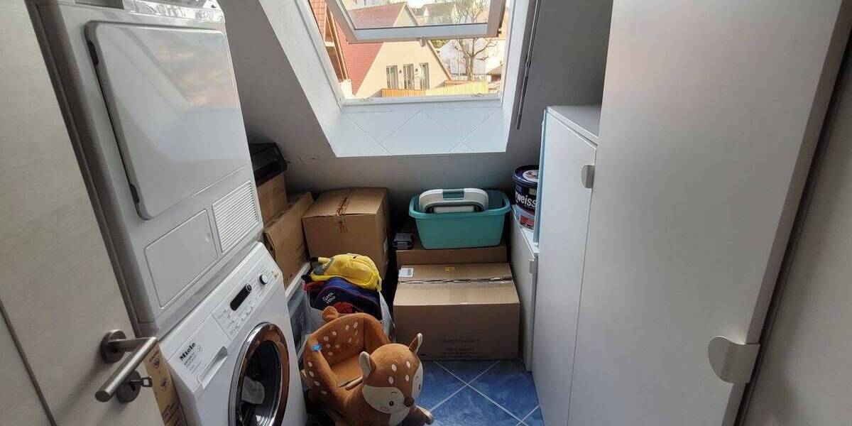 Etagenwohnung Langenzenn - 4 Zimmer, 115 m&sup2;, 349.900&euro; | Angebot:25693120