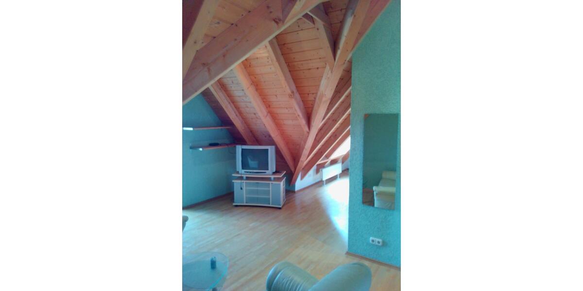 Dachgeschoßwohnung Herzogenaurach - 2 Zimmer, 65 m&sup2;, 700&euro; | Angebot:24877773