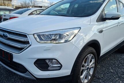 Ford Kuga 113.369 km 8.999 &euro; Schwaig 90571