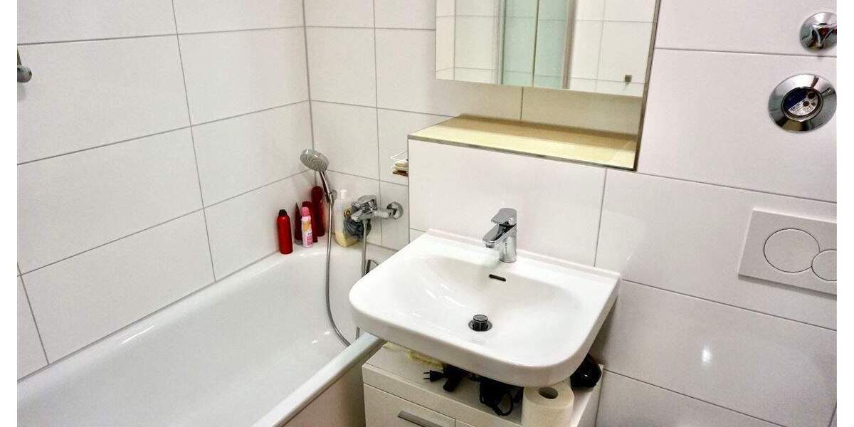 Etagenwohnung Fürth Innenstadt - 2 Zimmer, 62 m&sup2;, 240.000&euro; | Angebot:25742955