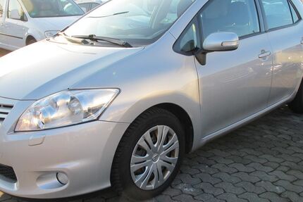 Toyota Auris 212.000 km 5.490 &euro; Nürnberg 90439