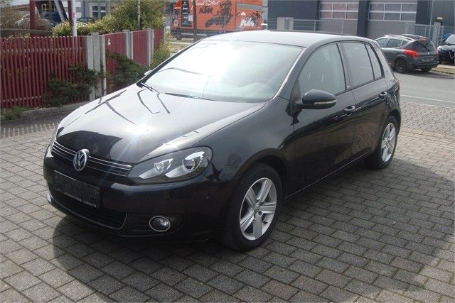 VW Golf 153.400 km 5.750 &euro; Fürth 90763